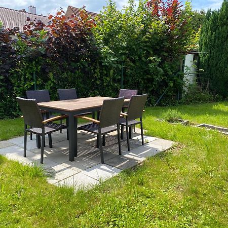 Stadtrand Oase Karlsruhe Mit Balkon Ngoại thất bức ảnh