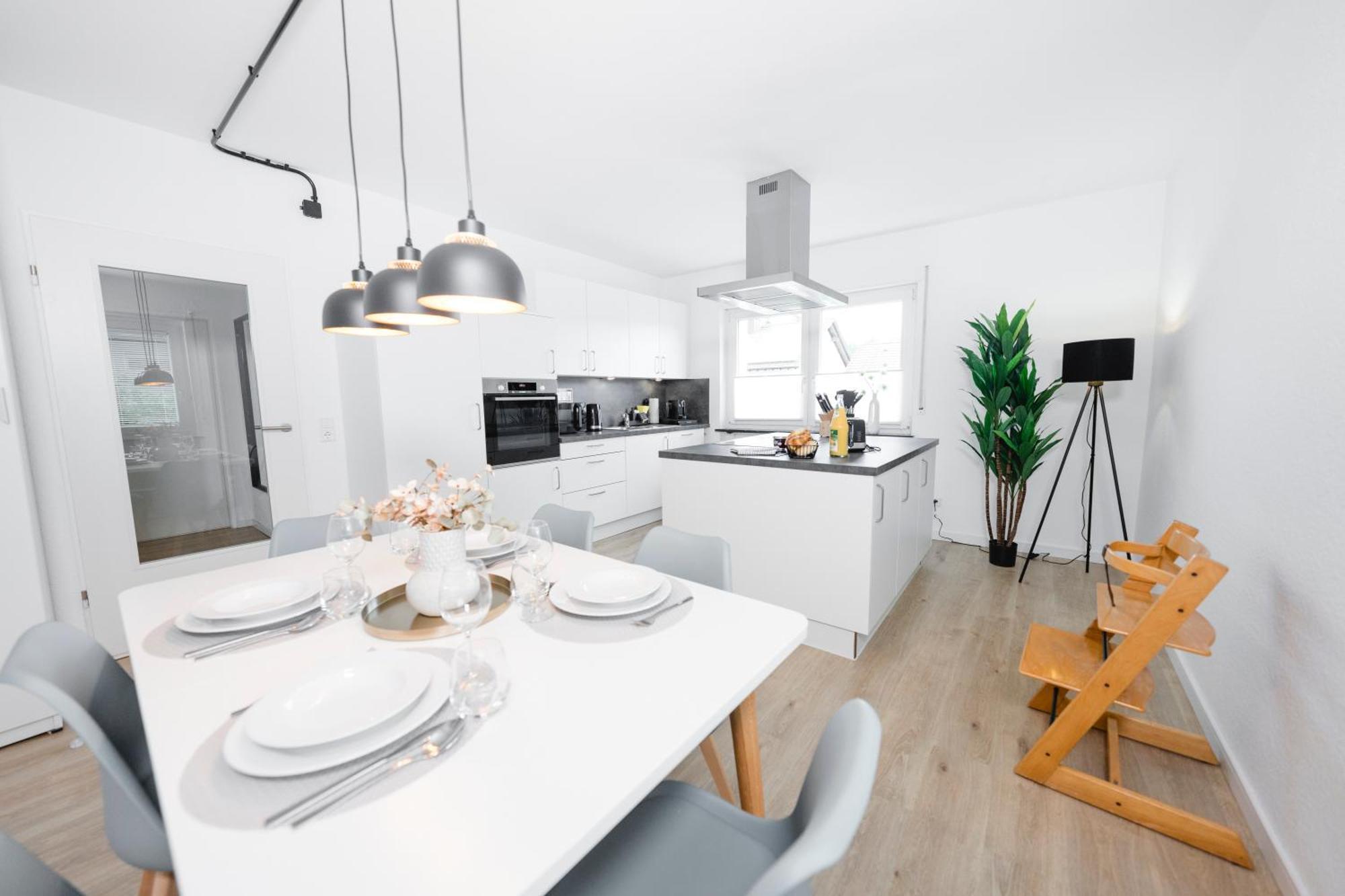 Stadtrand Oase Karlsruhe Mit Balkon Ngoại thất bức ảnh