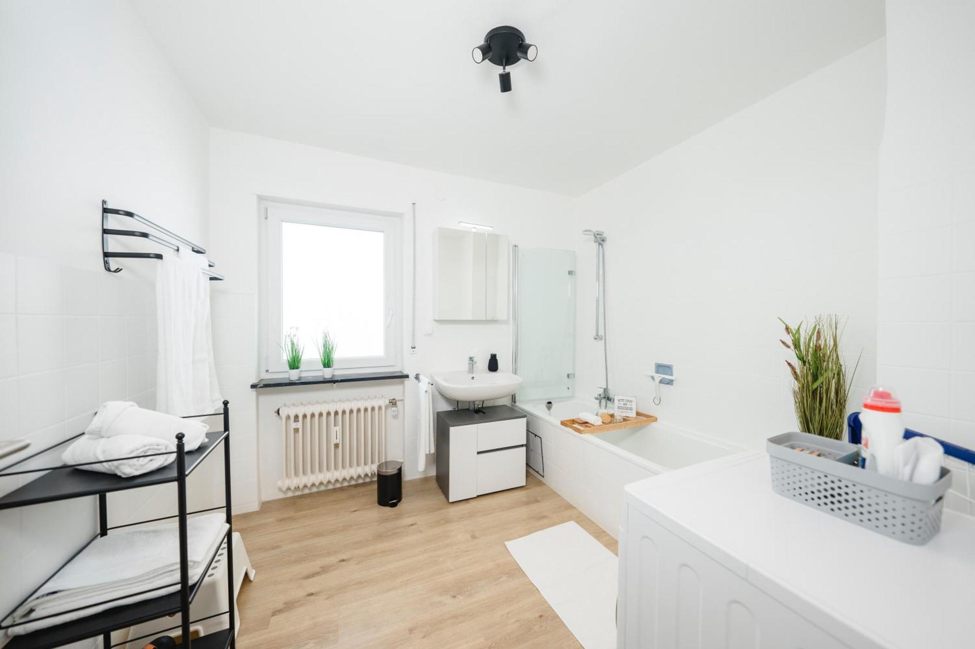 Stadtrand Oase Karlsruhe Mit Balkon Ngoại thất bức ảnh