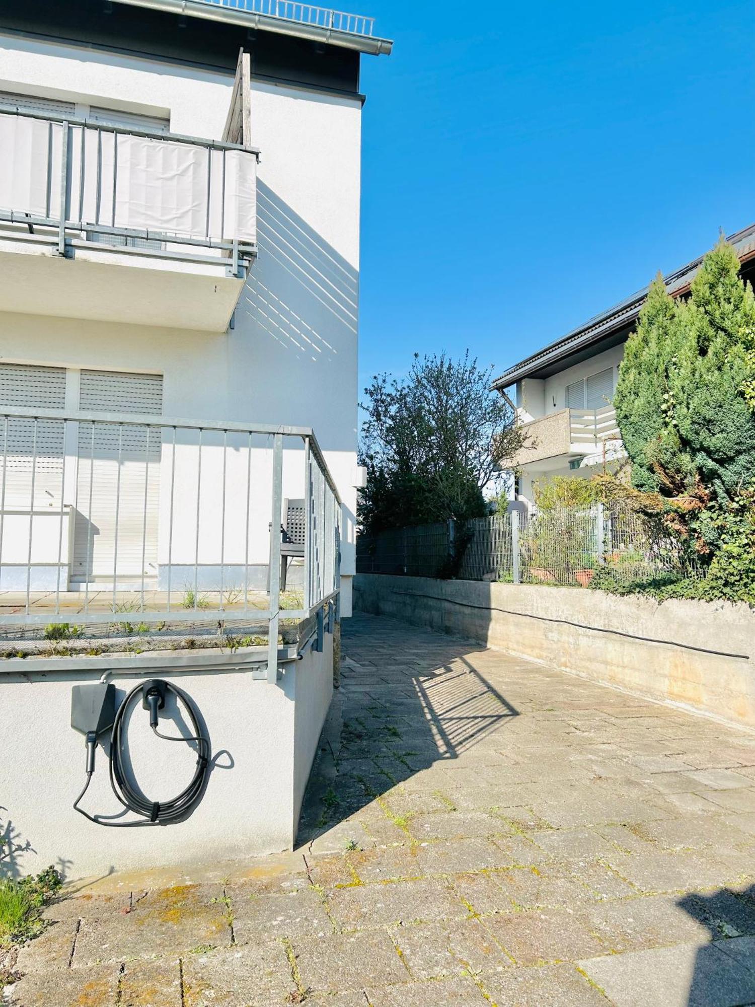 Stadtrand Oase Karlsruhe Mit Balkon Ngoại thất bức ảnh